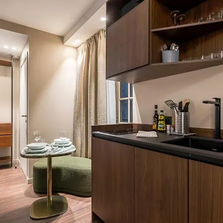 Zola - Furnished - Downtown